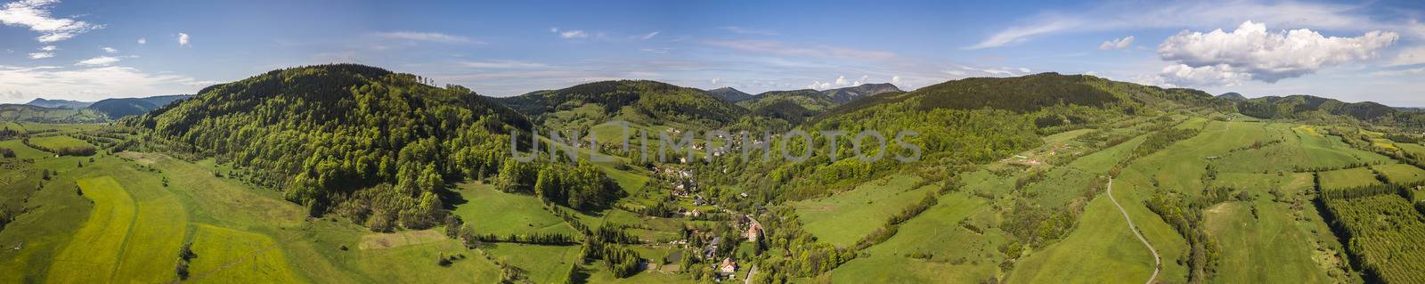 Valley of Lomnica in Sudetes by furzyk73
