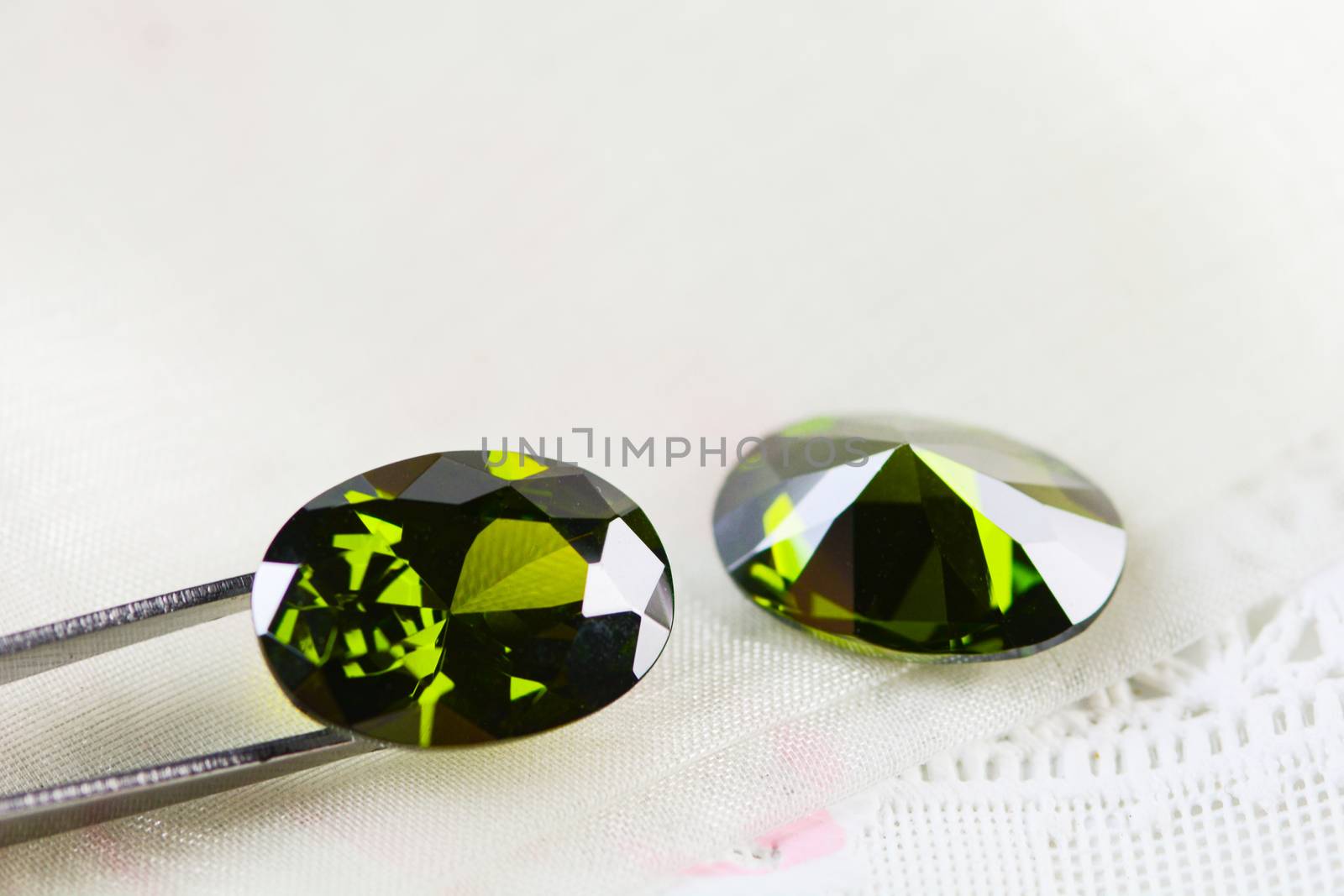 Cubic zirconia gemstones, oval shape, various color gemstones
