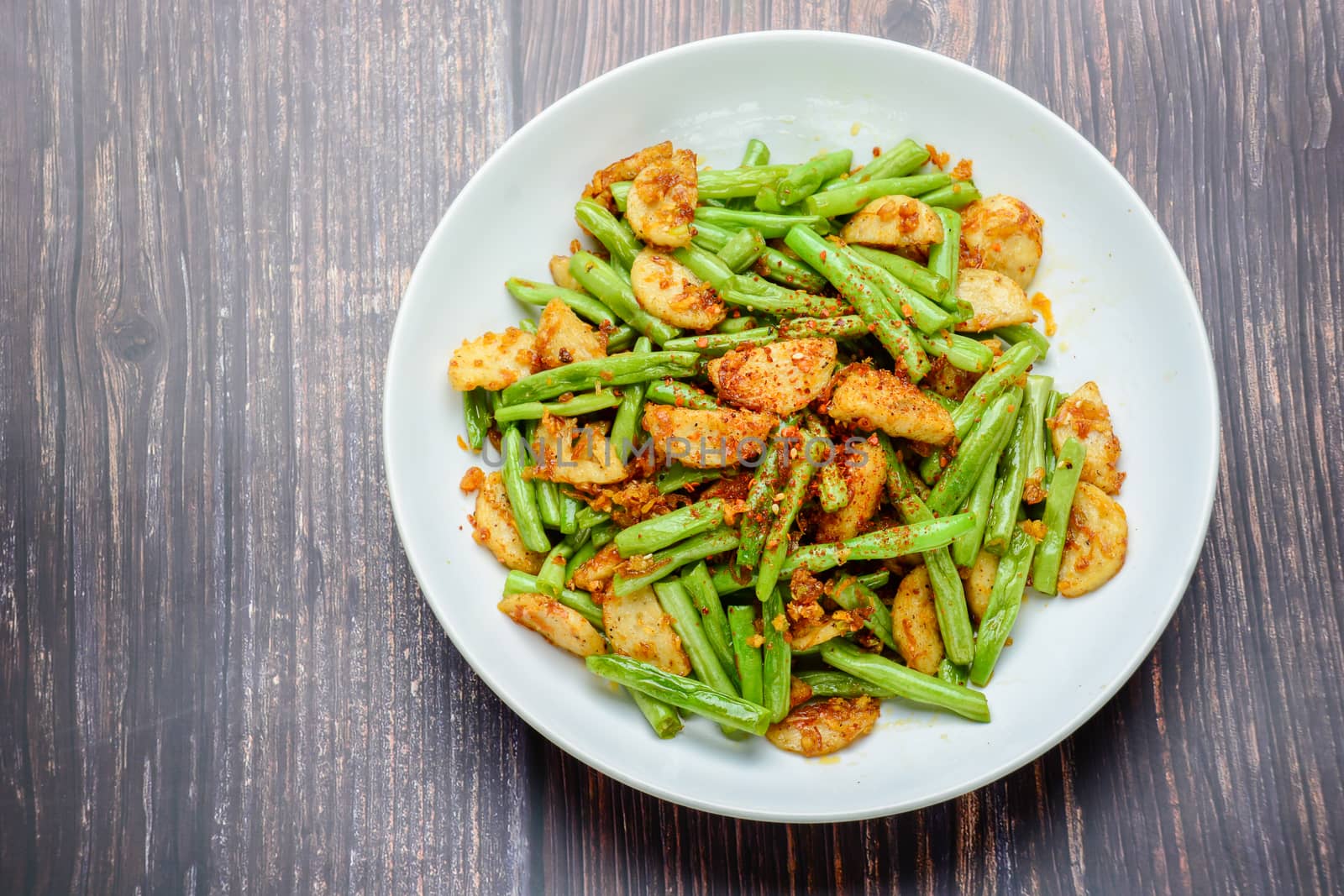 Stir Fried String Green Bean with Vietnamese Grilled Pork Sausage
