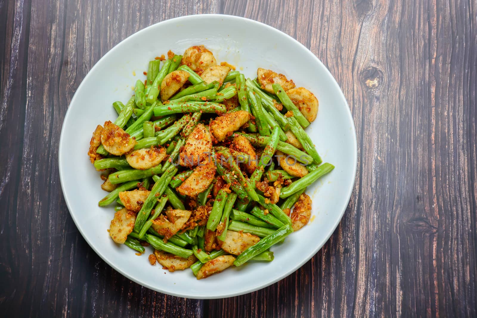 Stir Fried String Green Bean with Vietnamese Grilled Pork Sausag by yuiyuize