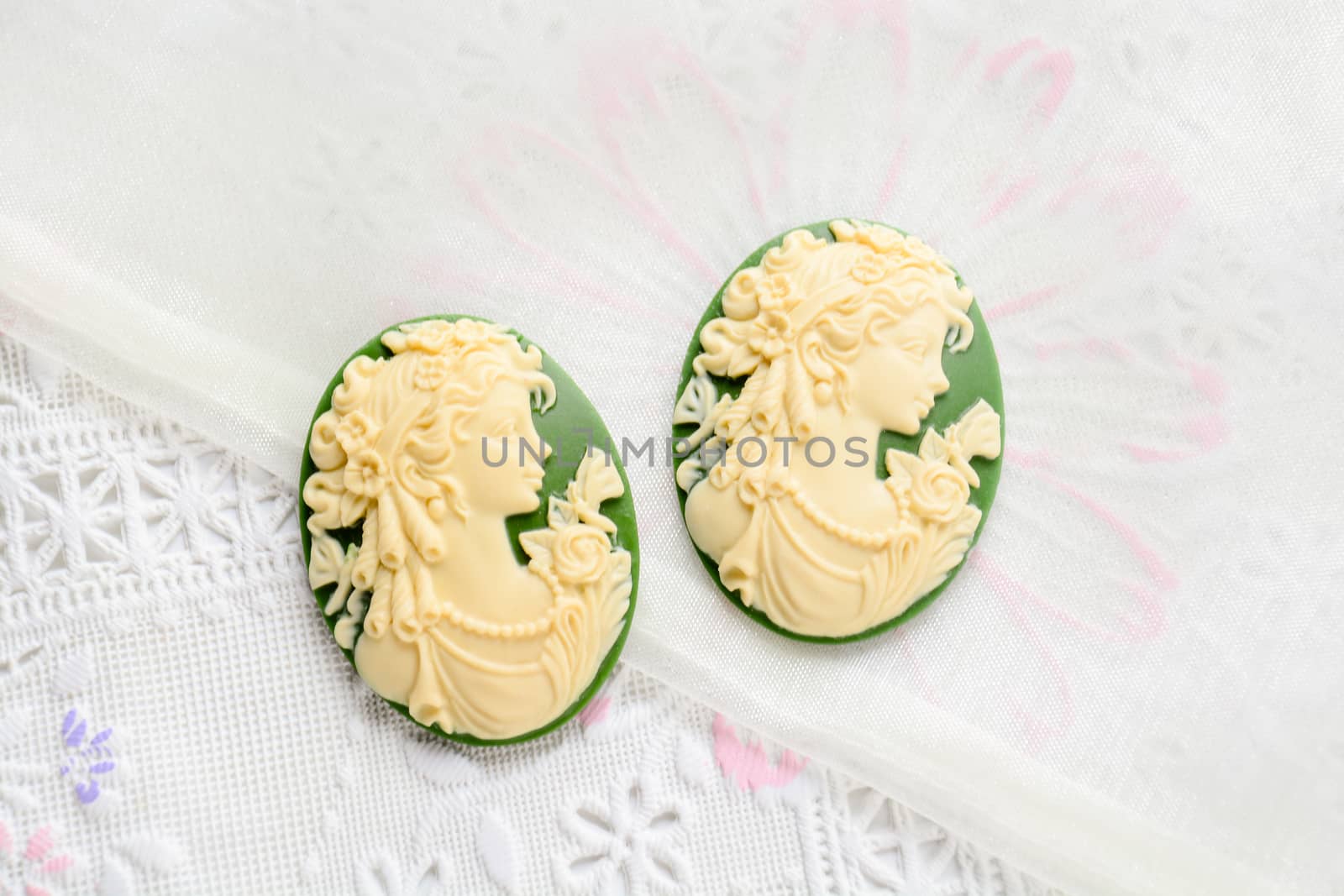 Antique cameo with ladies face, cameo brooch representing the si by yuiyuize