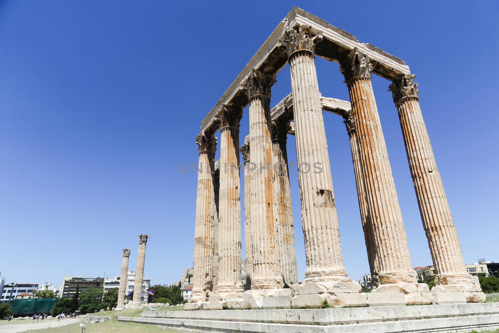 Temple of Olympian Zeus by Kartouchken