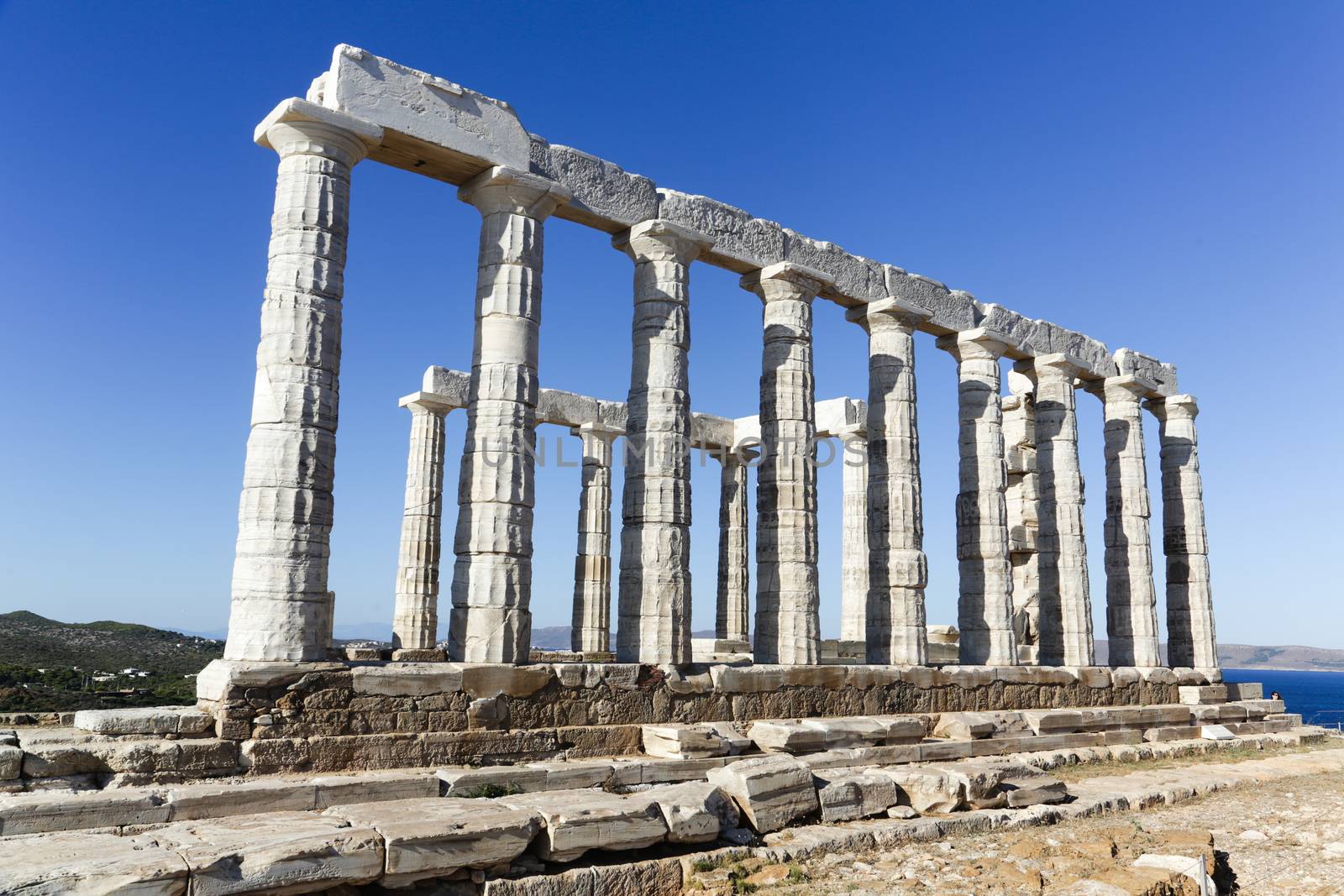 Temple of Poseidon by Kartouchken