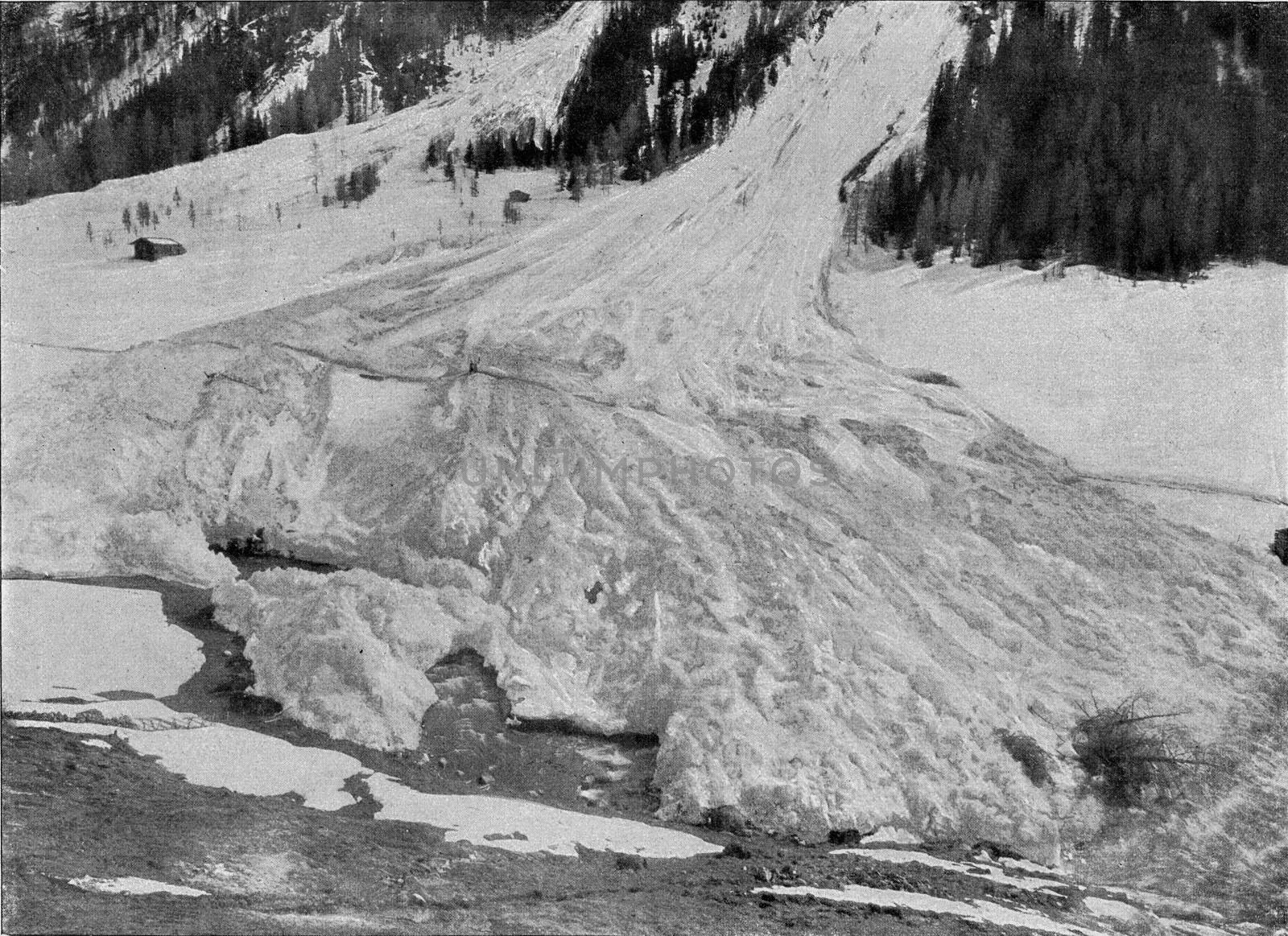 End point of a spring avalanche at the Scaletta Pass in the Enga by Morphart