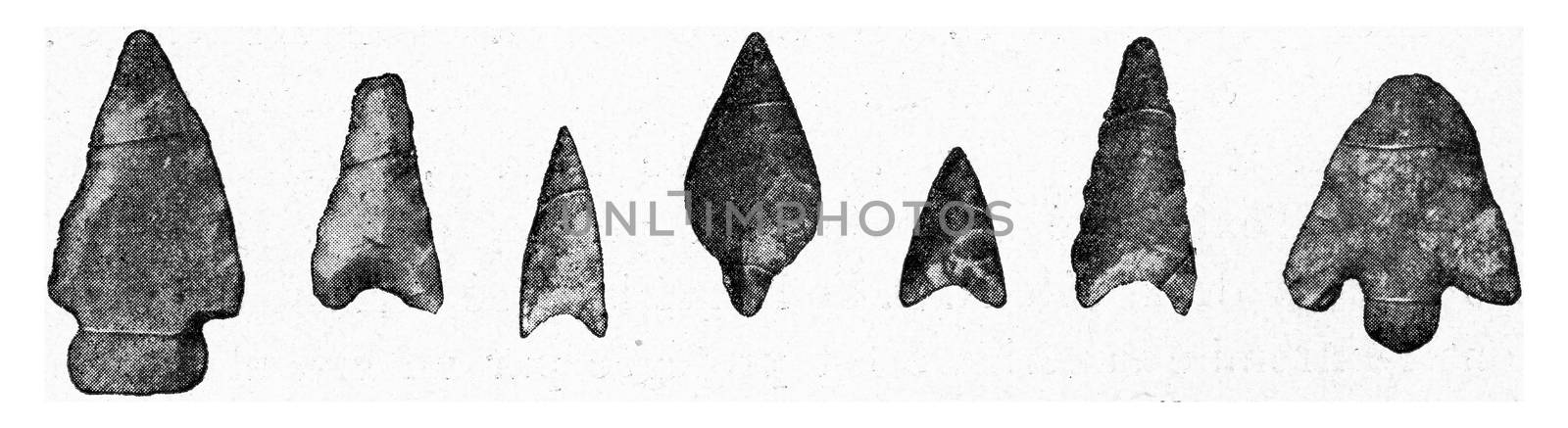 German arrowheads in flint, vintage engraved illustration. From the Universe and Humanity, 1910.
