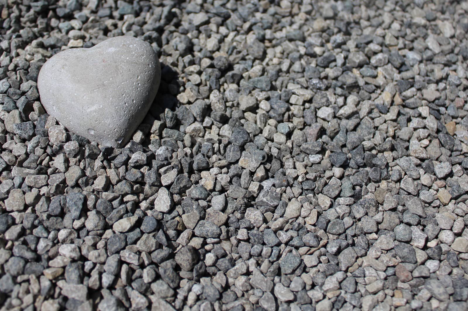 The picture shows a heart of stone.