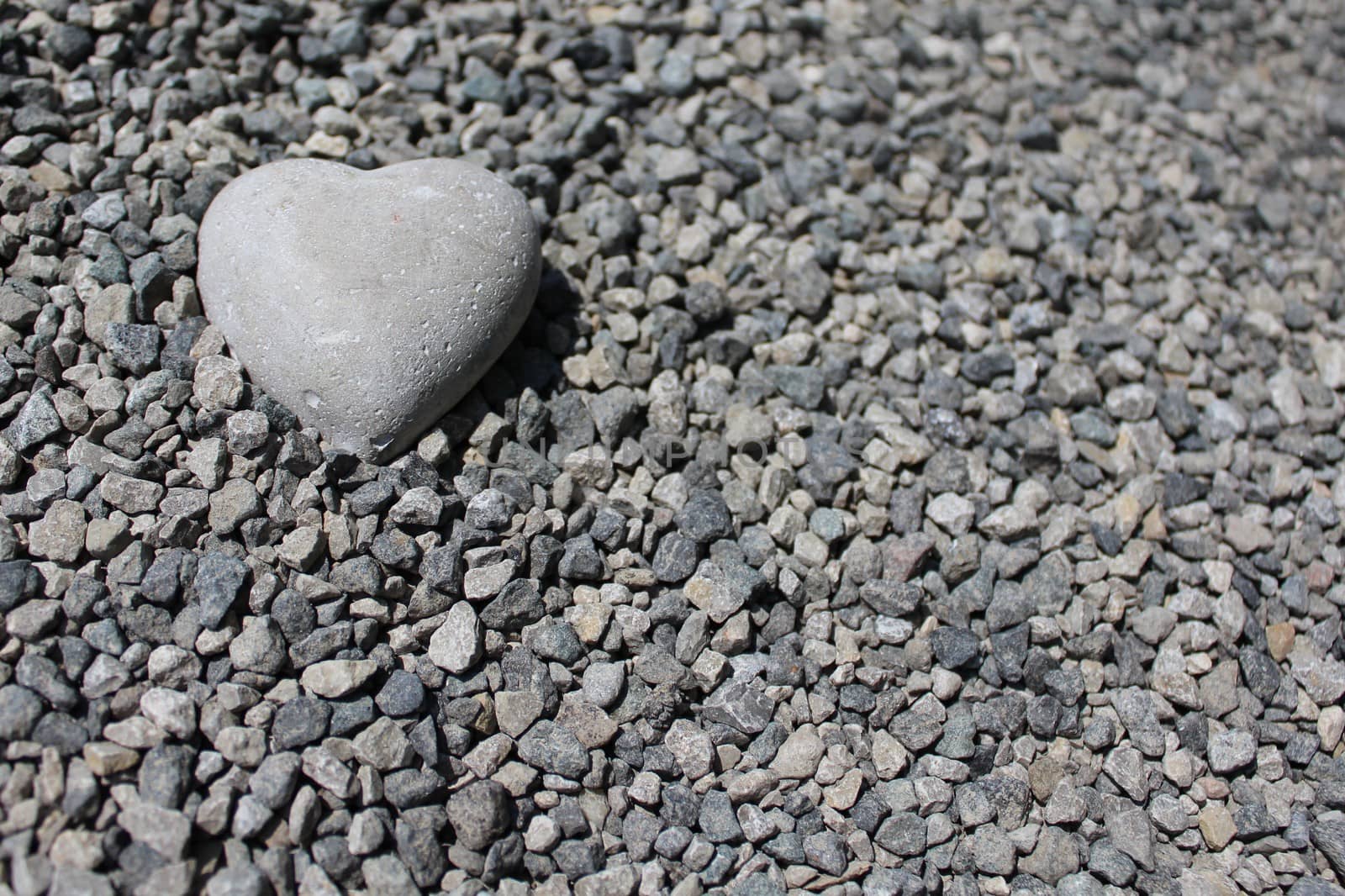 The picture shows a heart of stone.