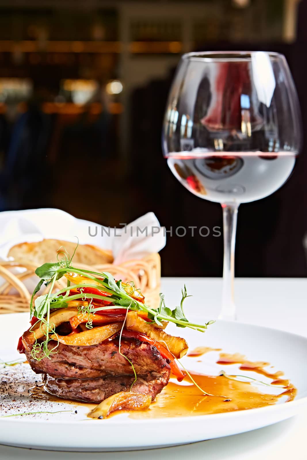 Delicious beef steak with vegetables. Shallow dof