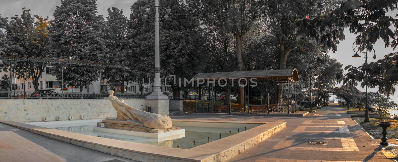 Fishermen monument in Constanta, Romania by Multipedia