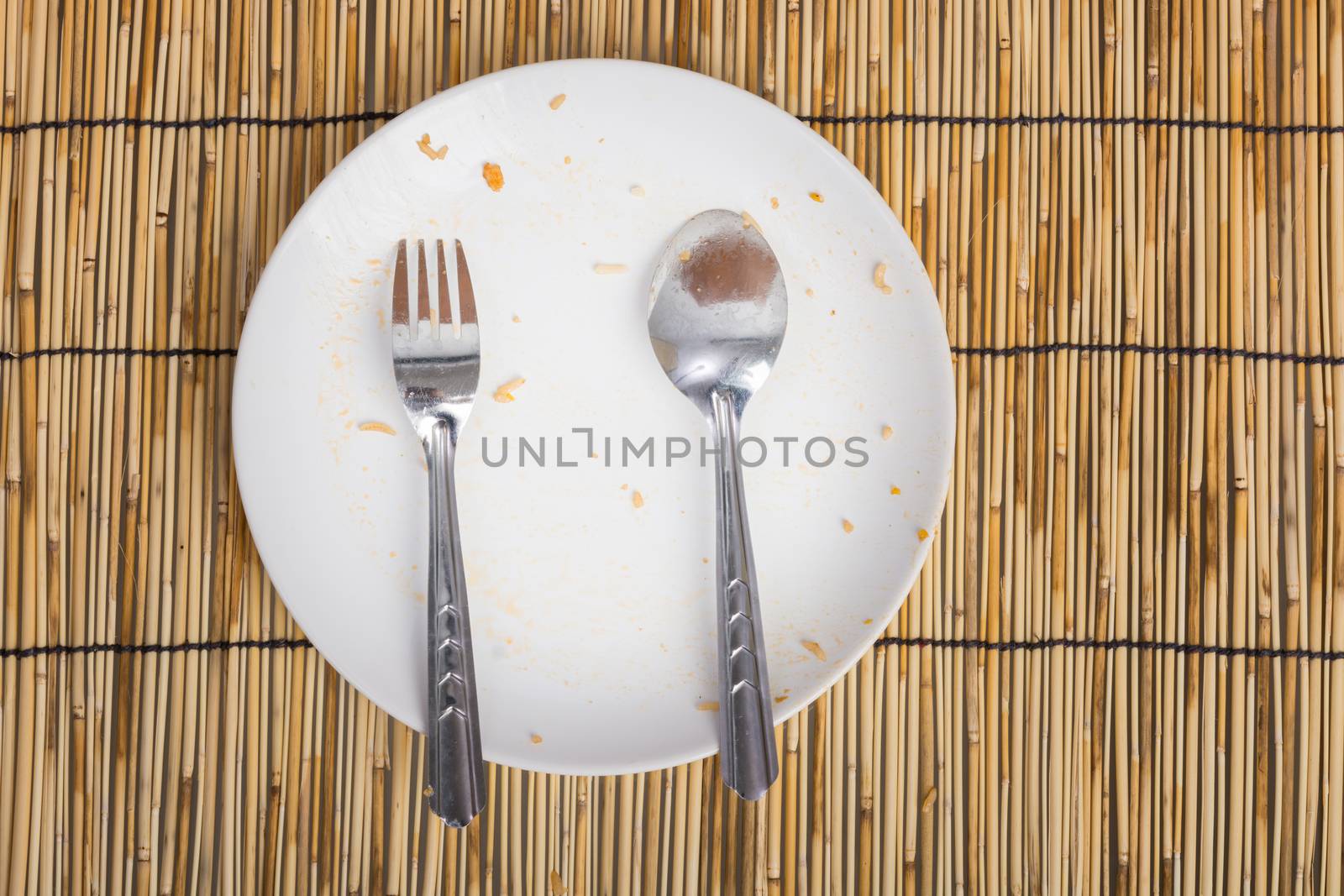 Empty Dirty bowl after food on table with wooden background