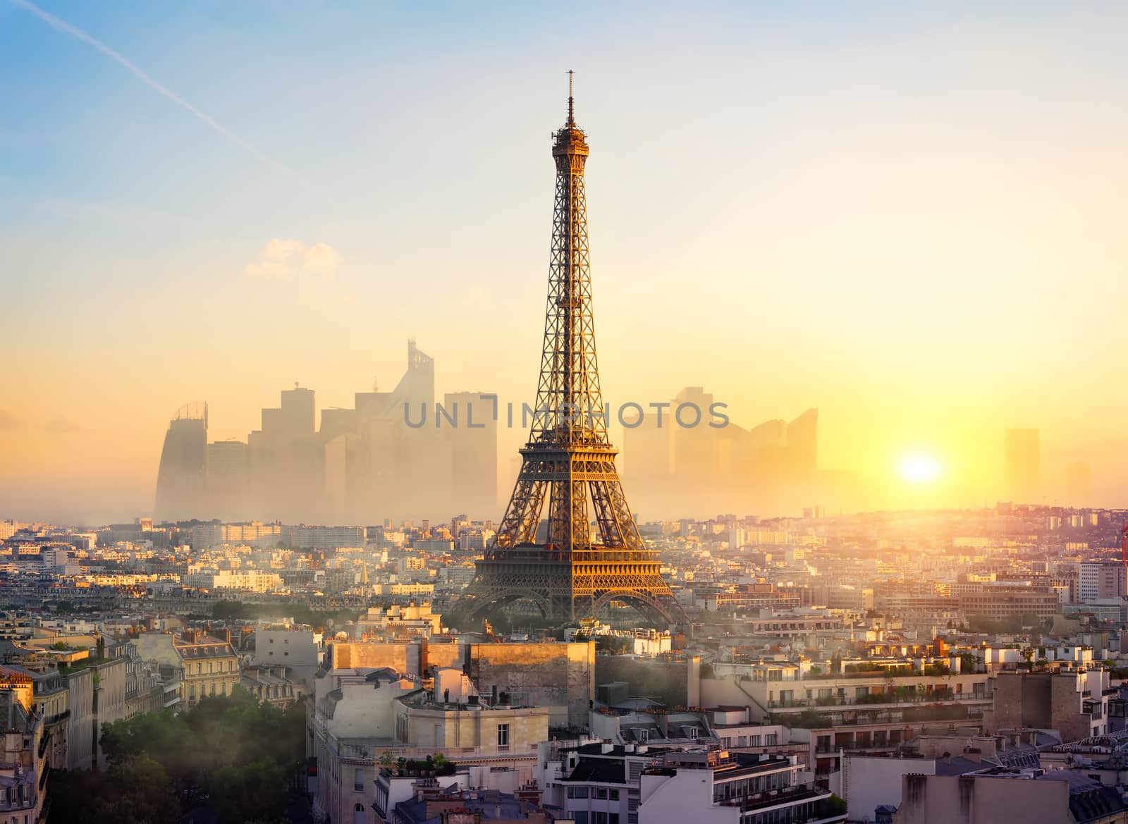 Eiffel Tower and La Defense by Givaga