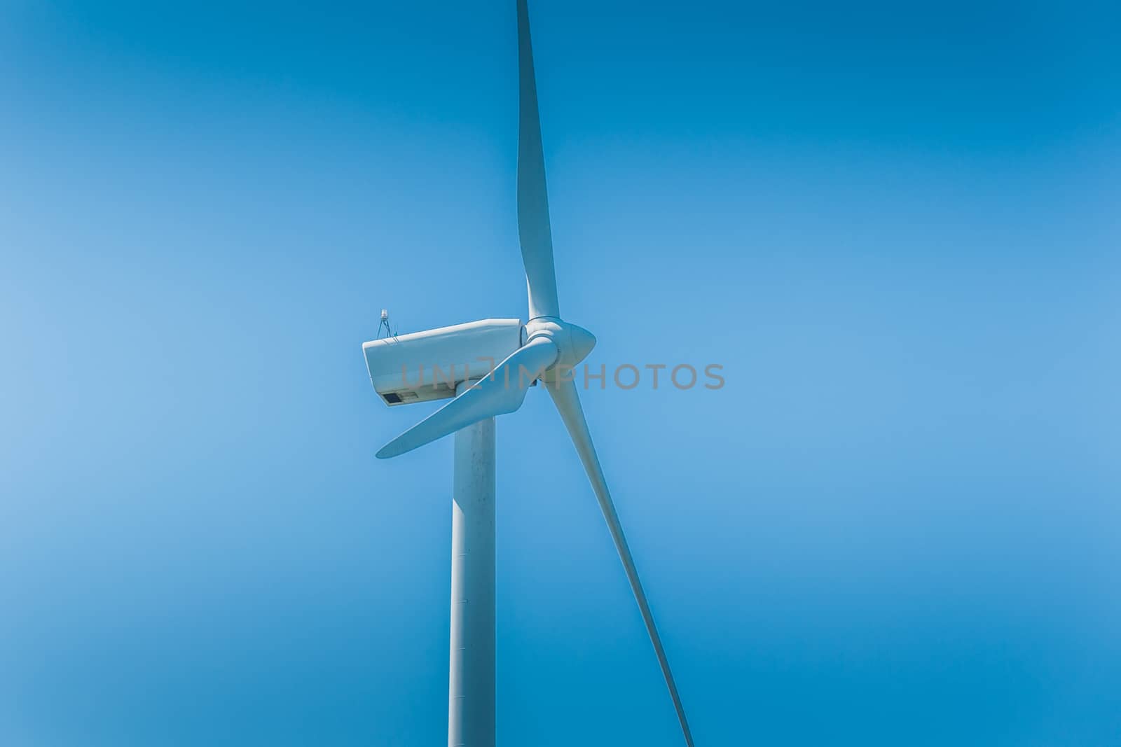 wind turbine a renewable energy source that respects the environment