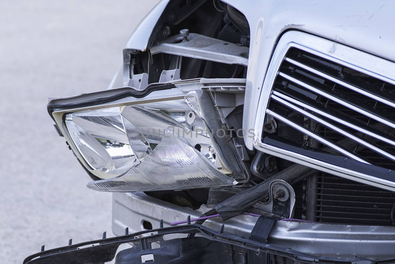 Front end of a vehicle after a car accident