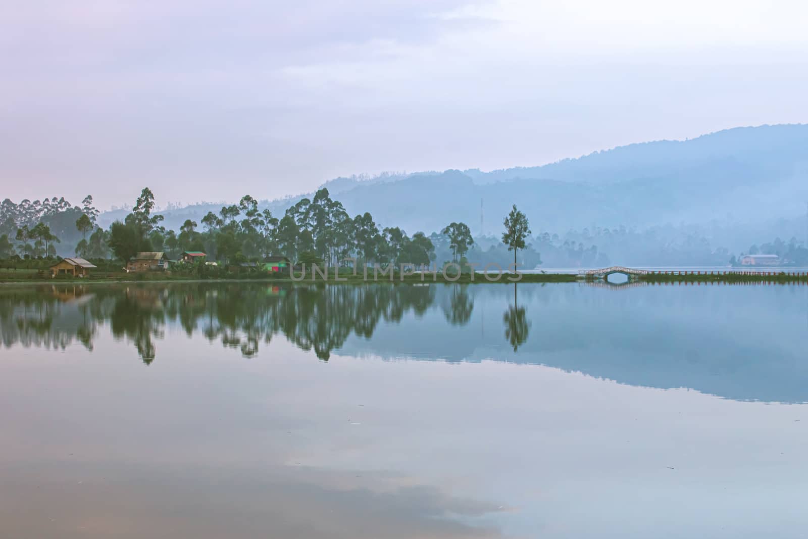 reflection on the lake Cileunca by irwanmotret