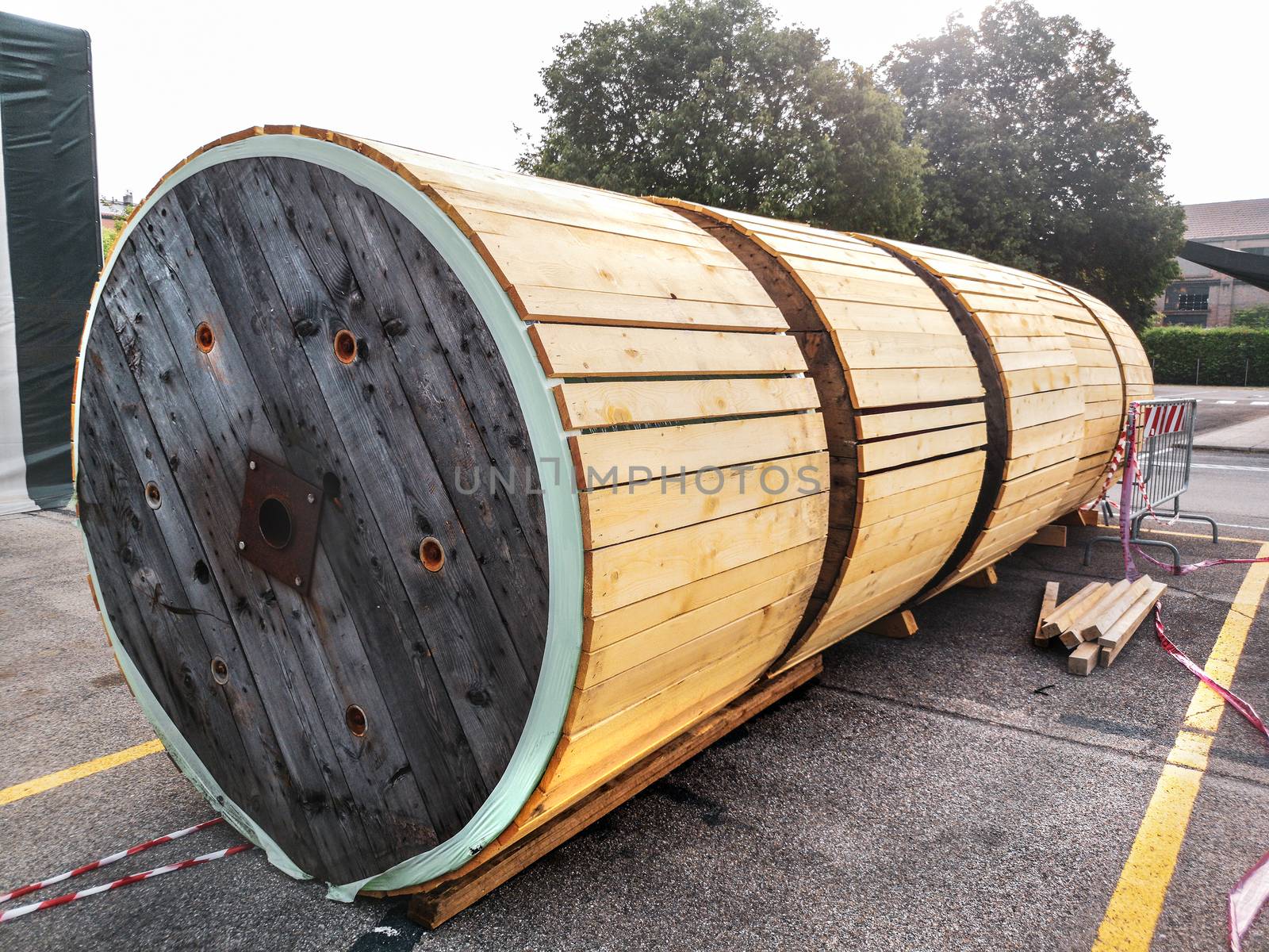 large containers for storing large electrical cables to be installed.