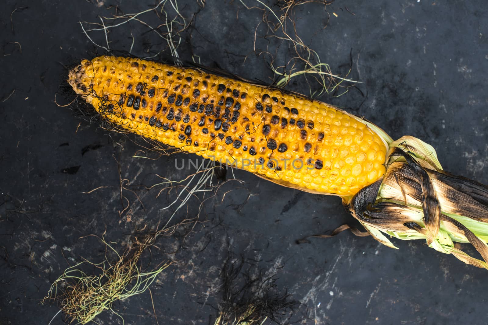 Roasted corn on the grill by deyan_georgiev