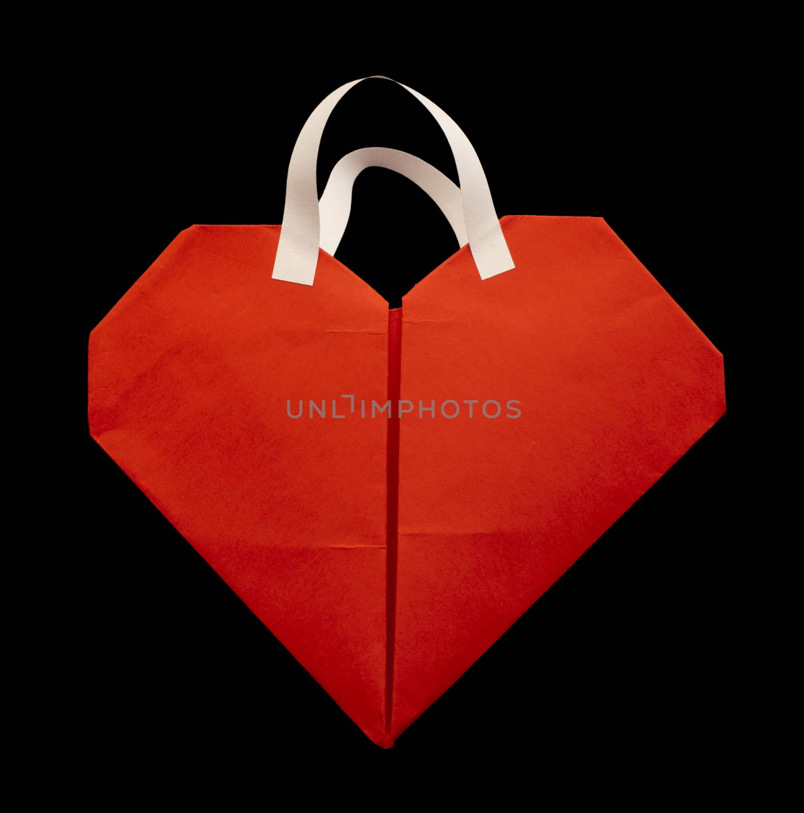 Red heart shopping bag. by deyan_georgiev