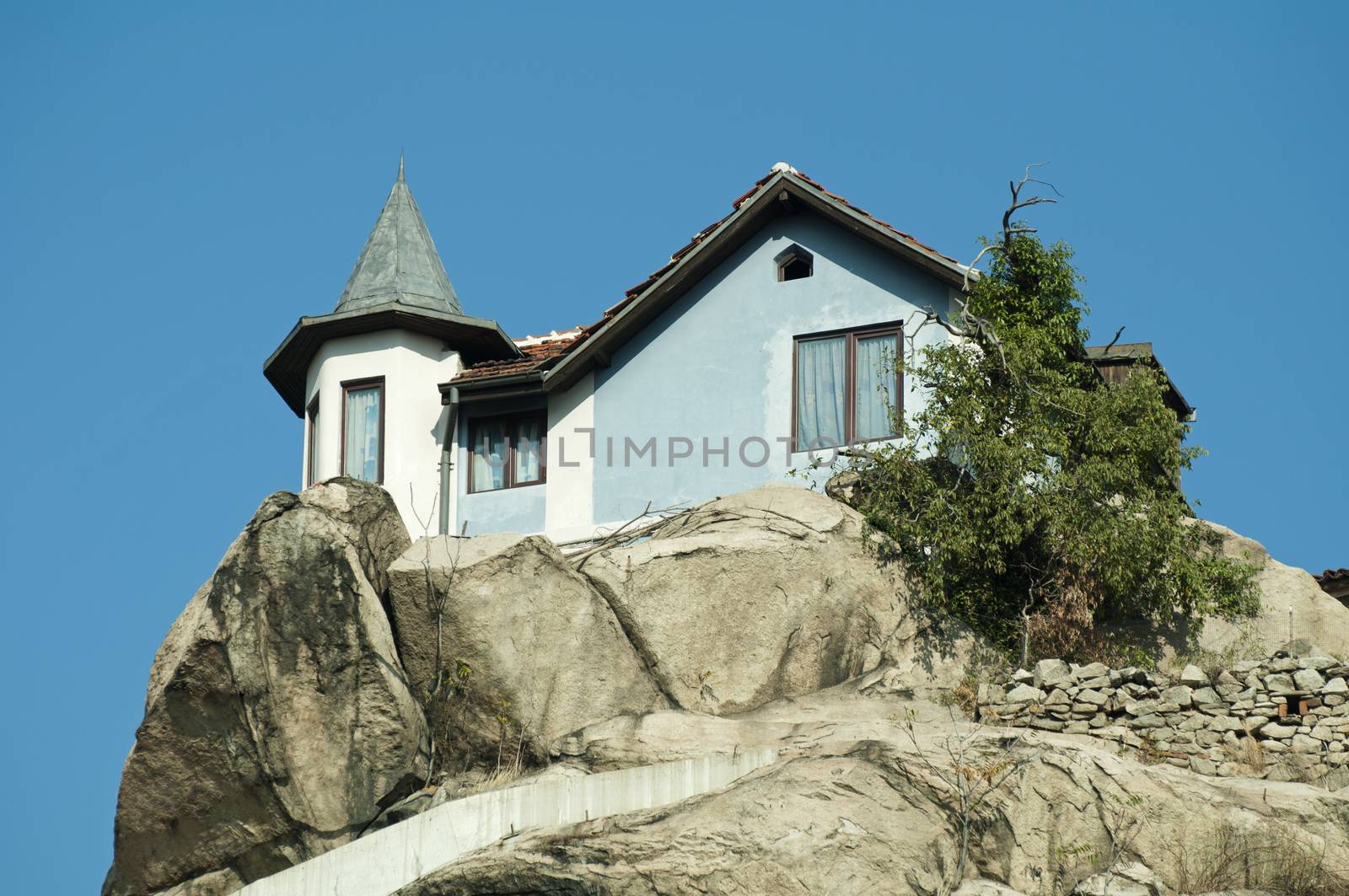 House on top of the mountain by deyan_georgiev