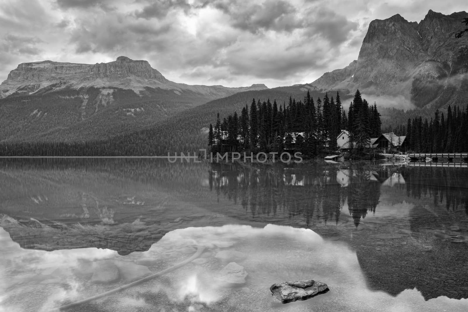 Daybreak at the beautiful Emerald Lake, Yoho National Park, British Columbia, Canada