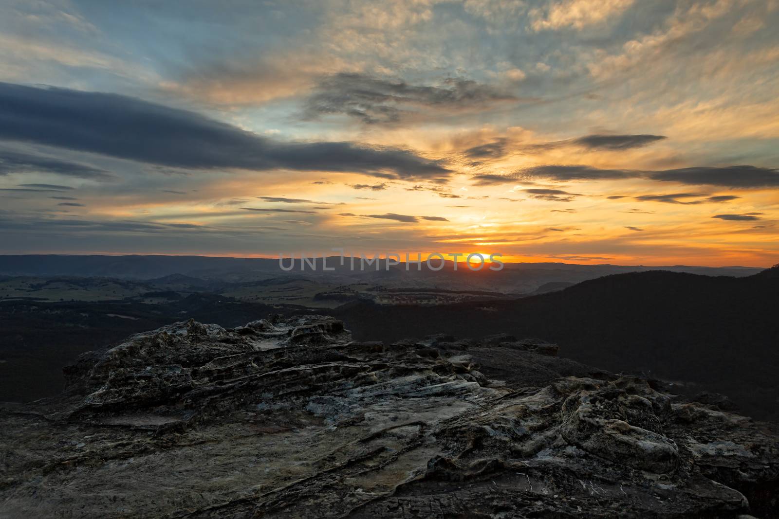 Blue Mountains sunsets across valleys and ridges by lovleah