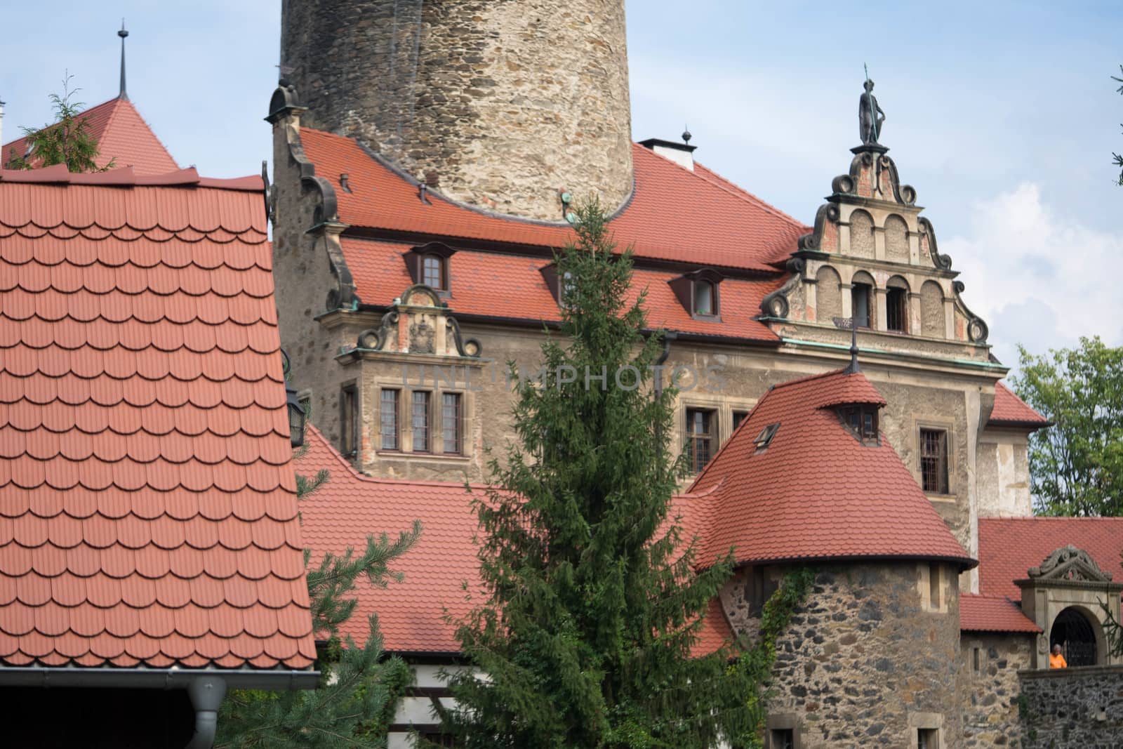 Czocha Castle - a defensive border castle located in the town of Sucha (Czocha), Leśna commune, at the Leśniański Lagoon in Kwisa in the Polish part of Upper Lusatia. The original name was probably Czajków (1329: castrum Caychow), before 1945 Tzschoch.