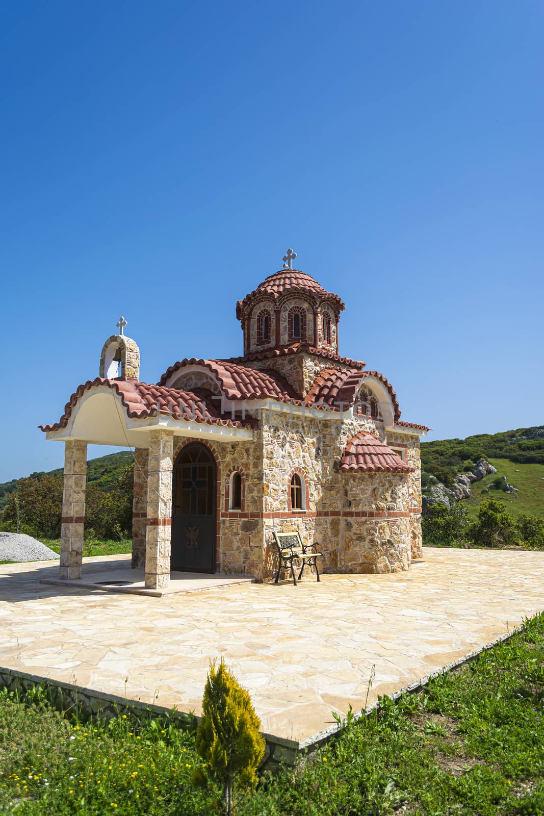 Small Orthodox church near Moni Agiou Ioanni Theologou by ankarb