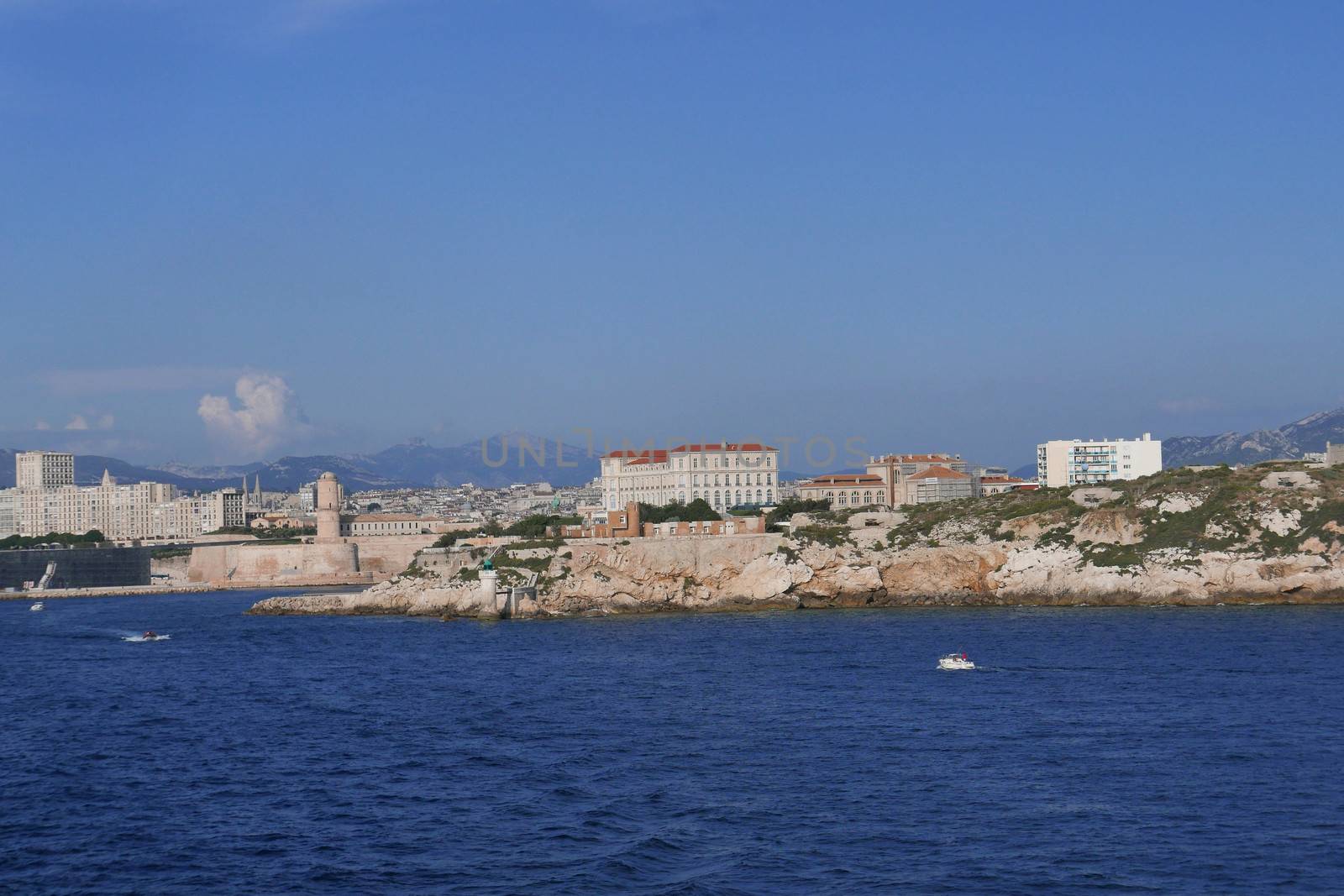 Holidays in southern Corsica.
Discovery of the Sanguinaires Islands, next to the city of Ajaccio