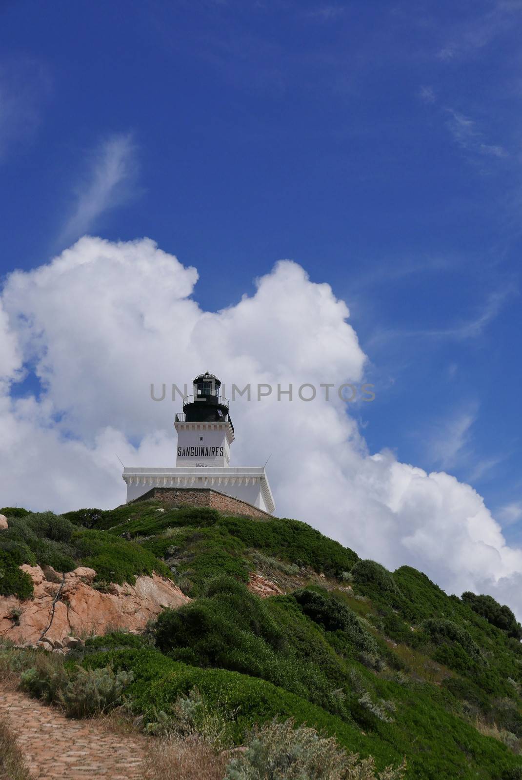 Holidays in southern Corsica.
Discovery of the Sanguinaires Islands, next to the city of Ajaccio