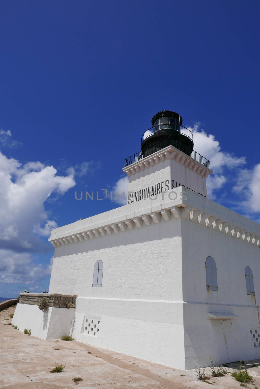 Holidays in southern Corsica.
Discovery of the Sanguinaires Islands, next to the city of Ajaccio