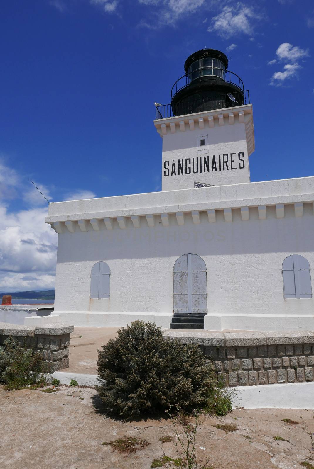 Holidays in southern Corsica.
Discovery of the Sanguinaires Islands, next to the city of Ajaccio