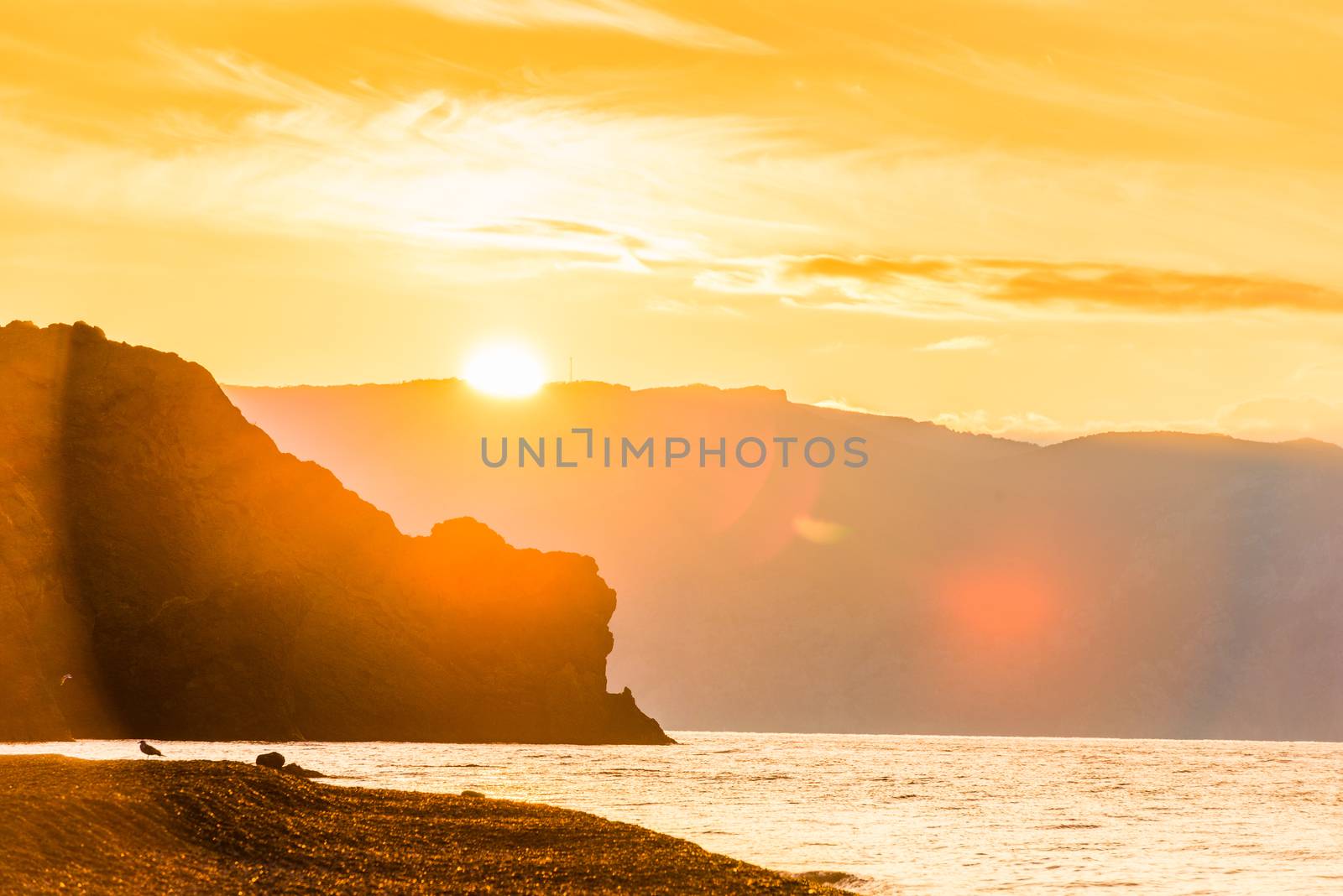 Bright sun, beautiful rocks and the sea, beautiful scenery at da by kosmsos111