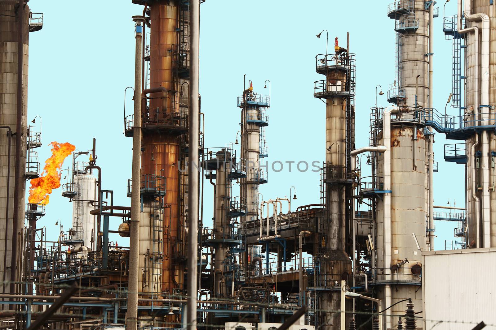 Exterior view of plant for refining oil