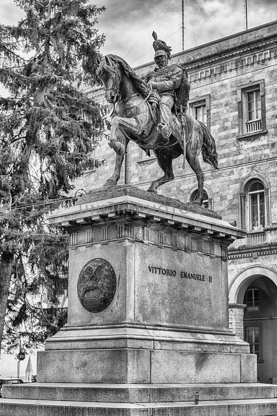 Equestrian Statue of Victor Emmanuel II, first king of a united Italy since the 6th century. Monument in Piazza Italia, Perugia, Italy