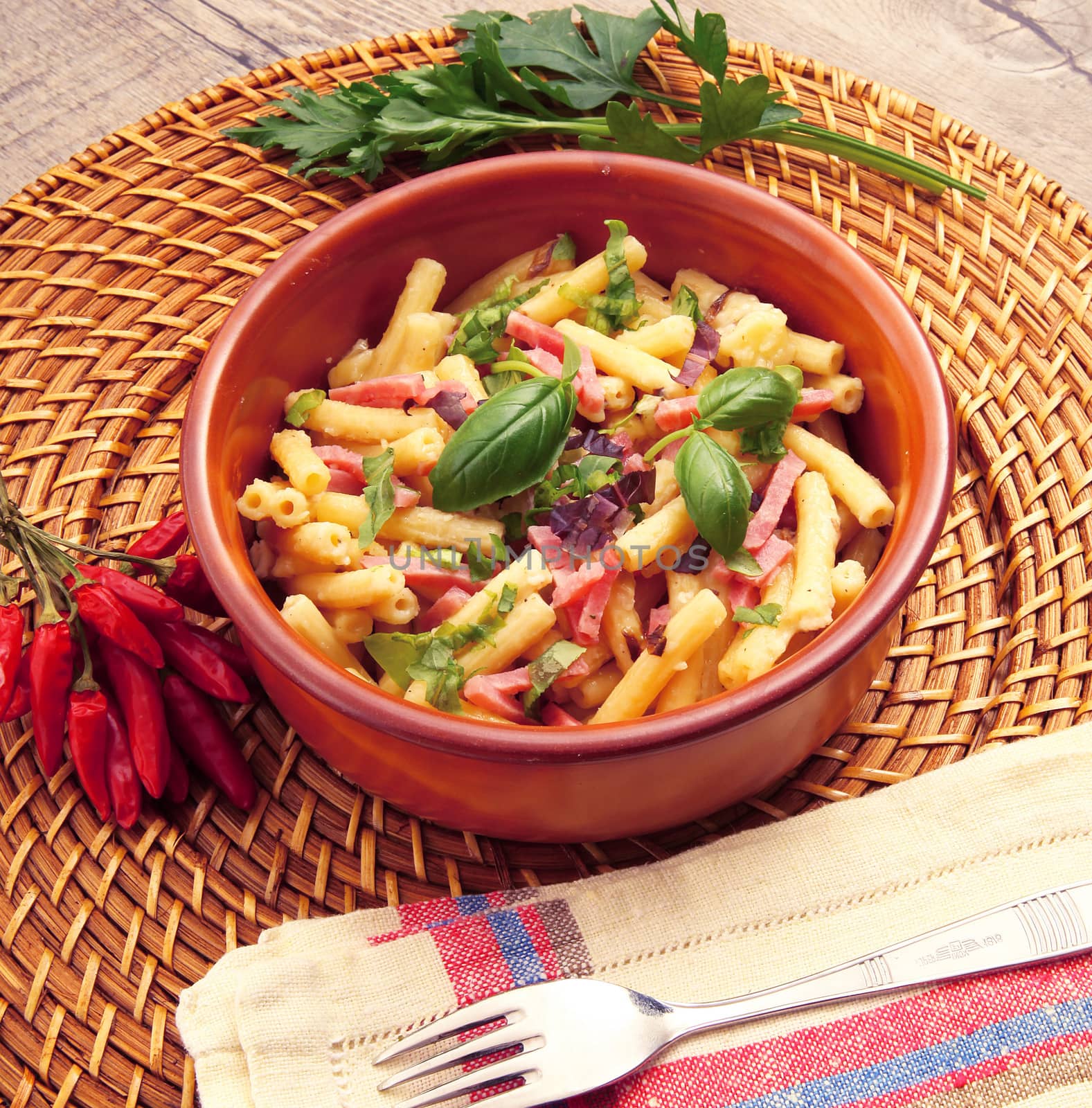 italian pasta with vegetables and ham
