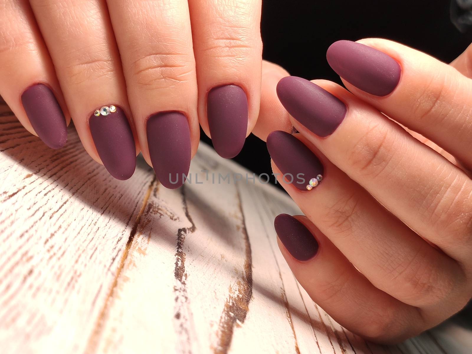 Fashionable design of manicure. Best 2019