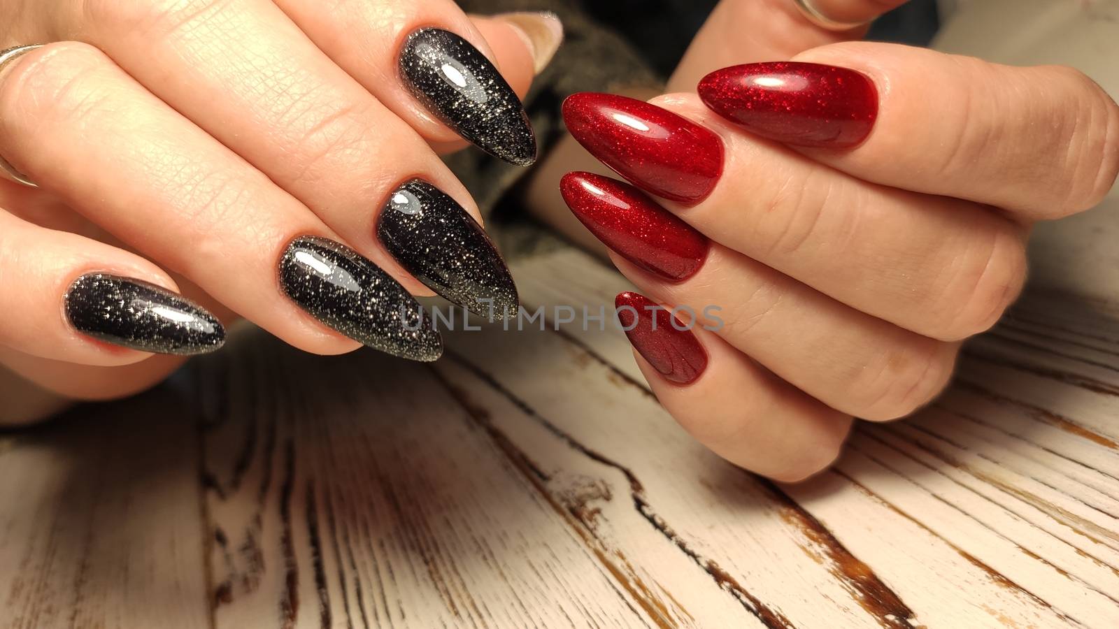 Fashionable design of manicure. Best 2019