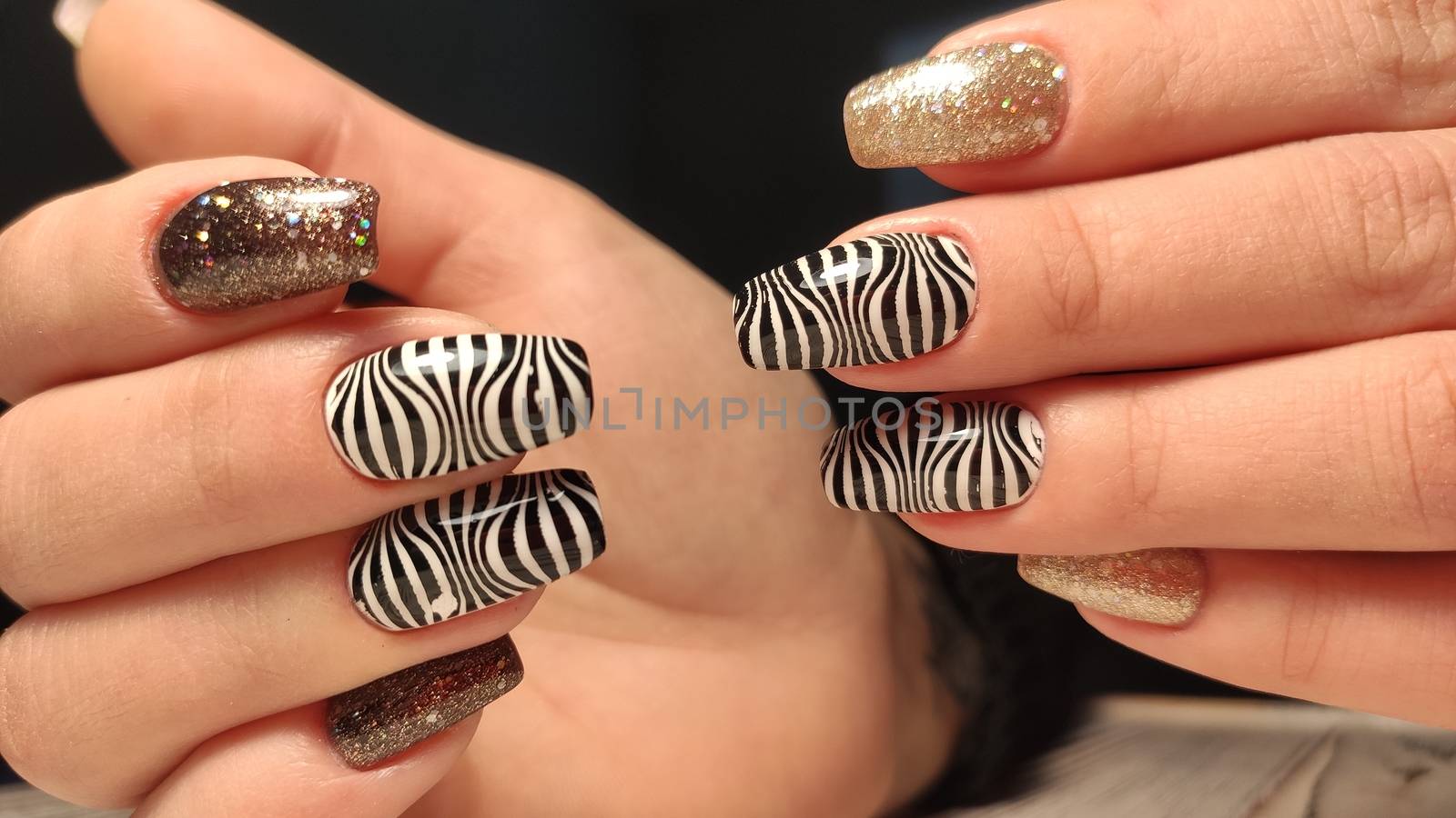 Fashionable design of manicure. Best 2019