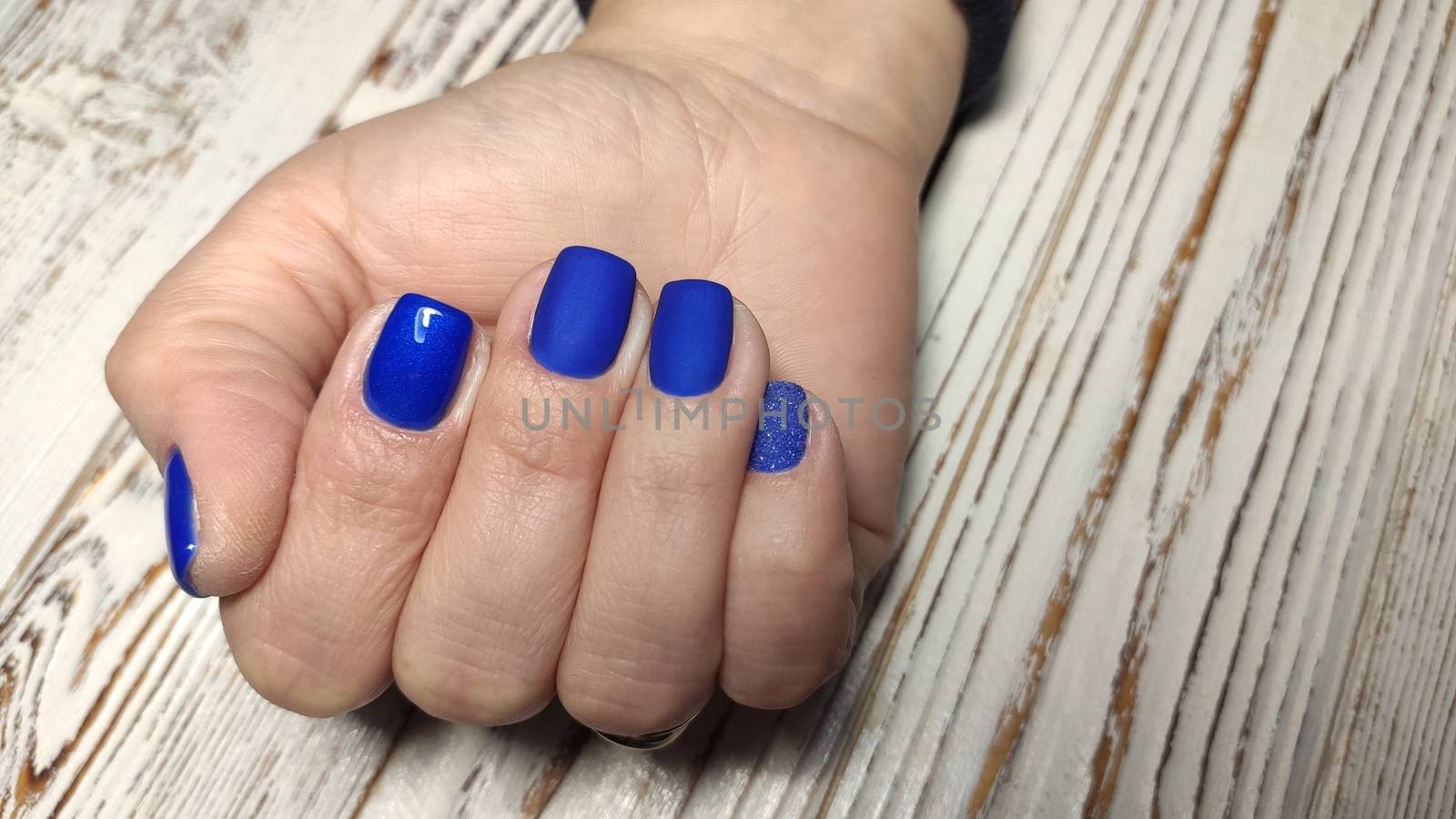 Fashionable design of manicure. Best 2019
