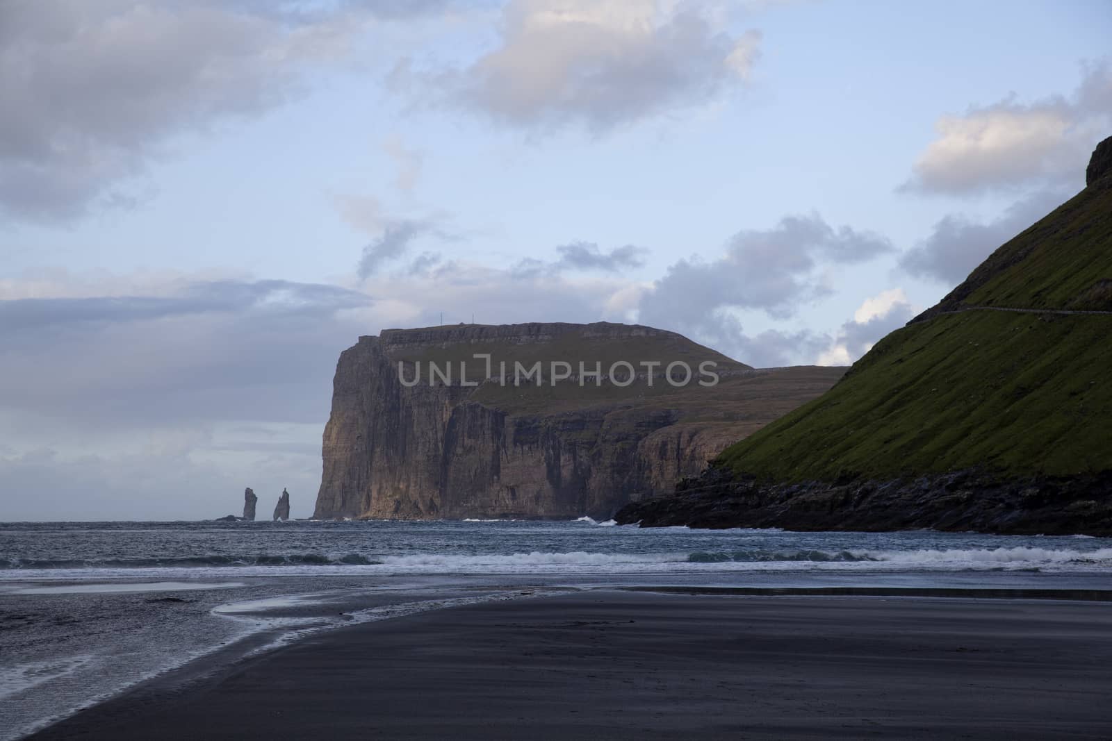Risin and Kellingin, Faroe Islands by vlad-m
