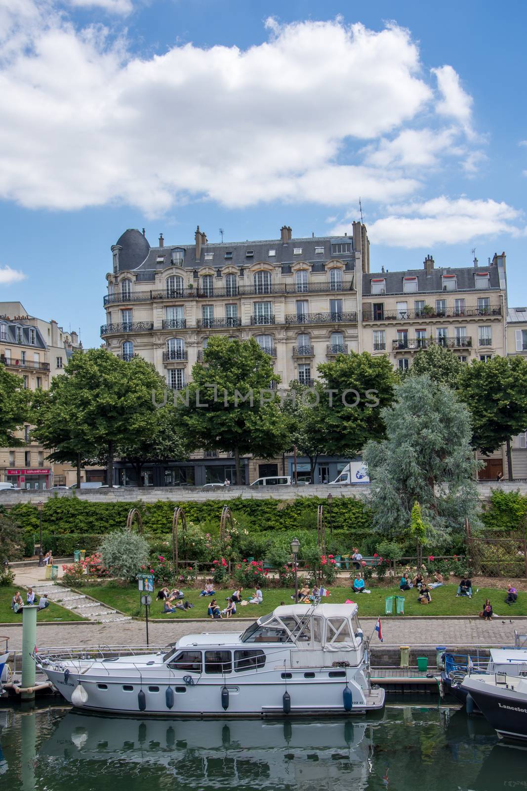 discovery of Paris and the banks of the Seine in summer, France