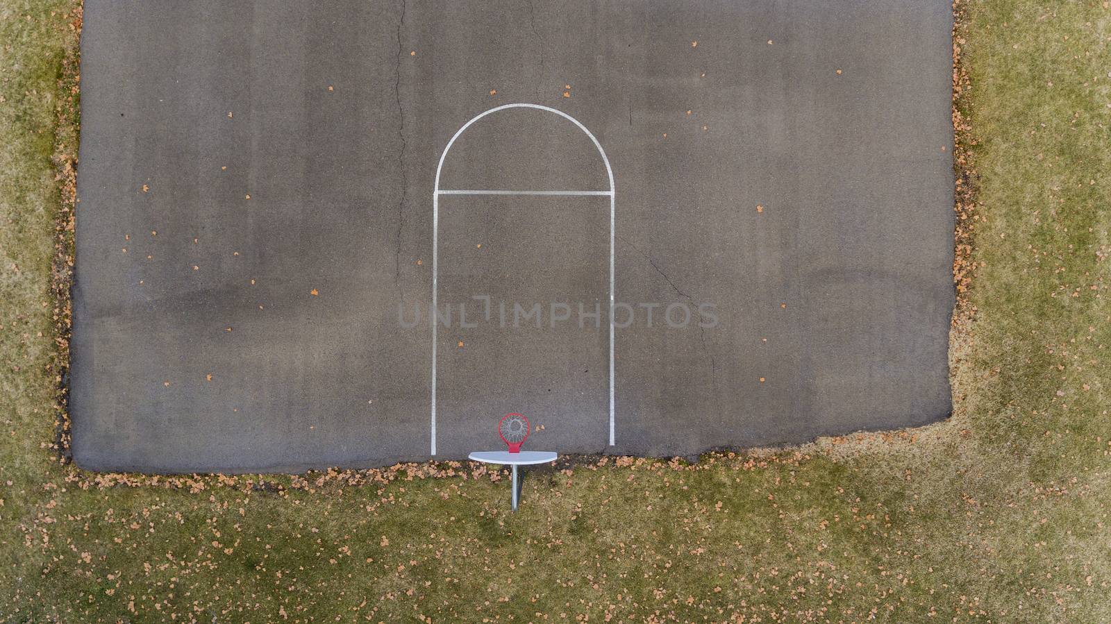 Old basketball court that has seen better days