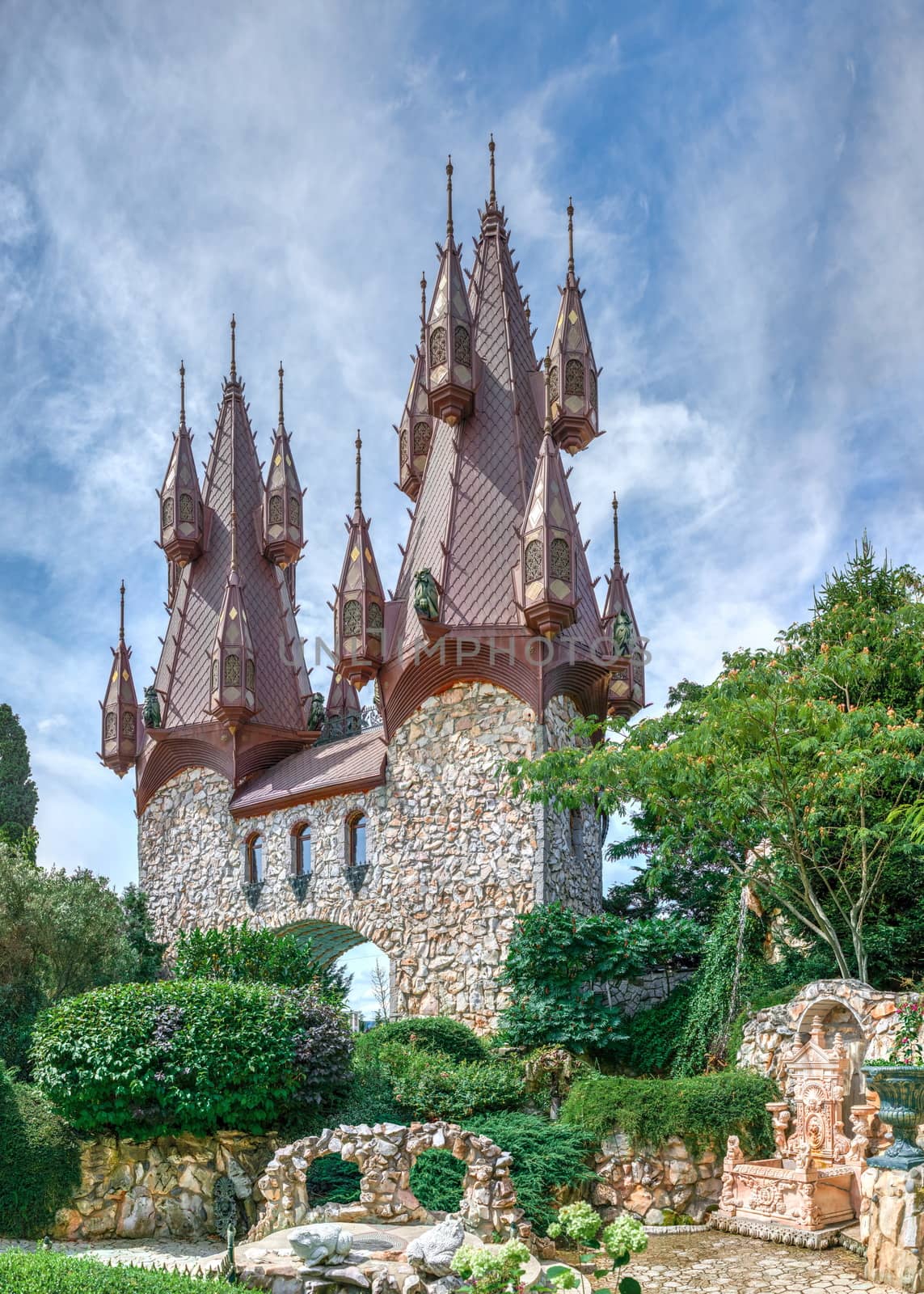 Castle towers of Ravadinovo, Bulgaria by Multipedia