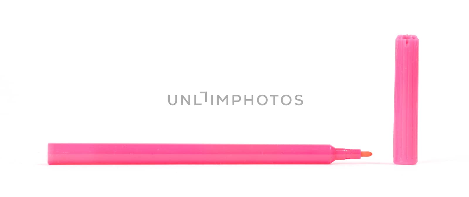 Pink felt-tip pen isolated by michaklootwijk