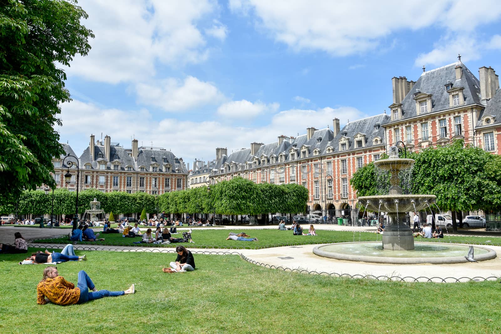 visit of Paris, Seine quay and Eiffel tower, walk in the parks of the capital of France in summer