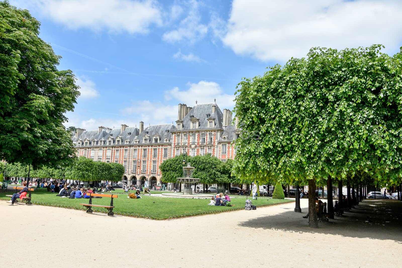 visit of Paris, Seine quay and Eiffel tower, walk in the parks of the capital of France in summer