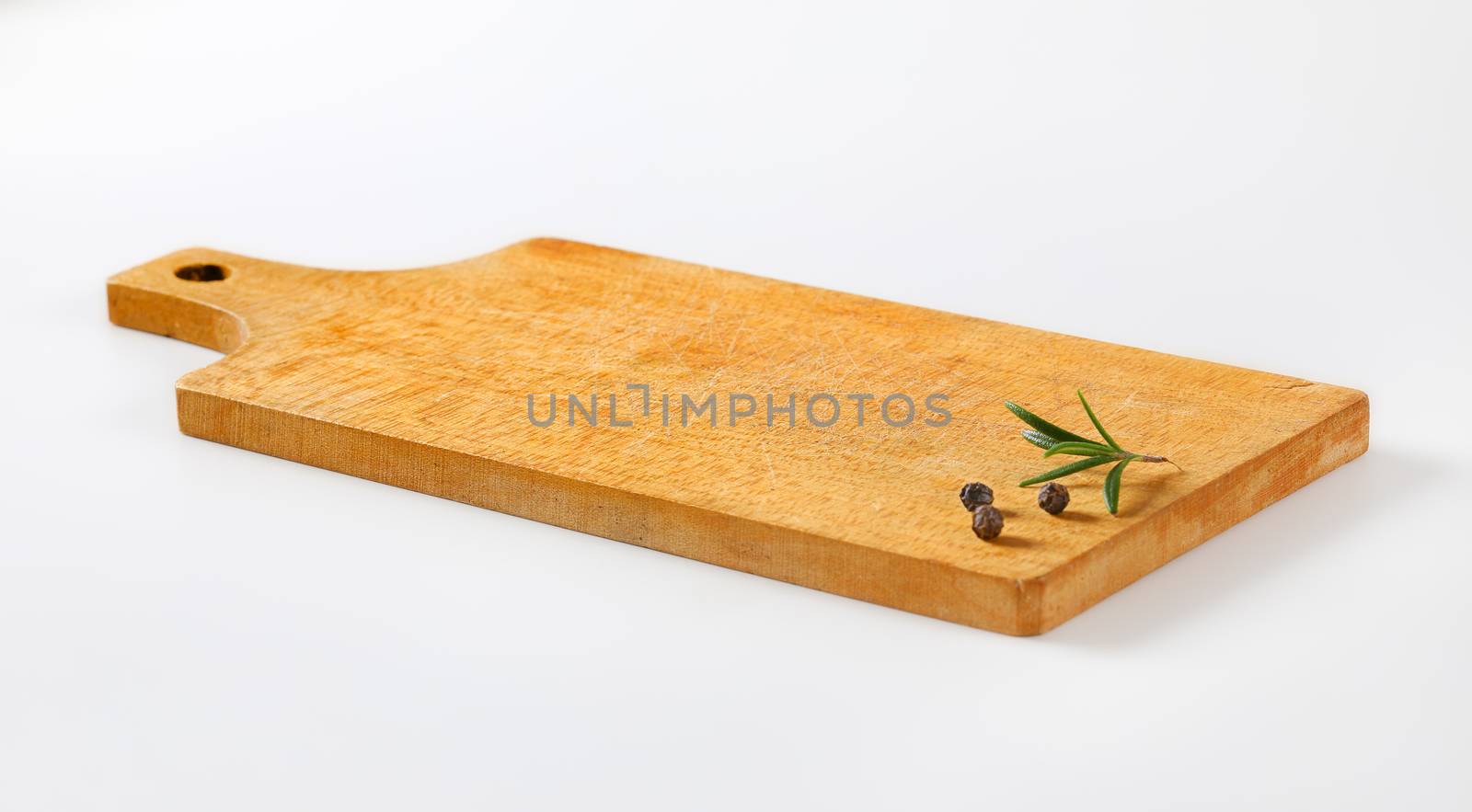Wooden cutting board by Digifoodstock