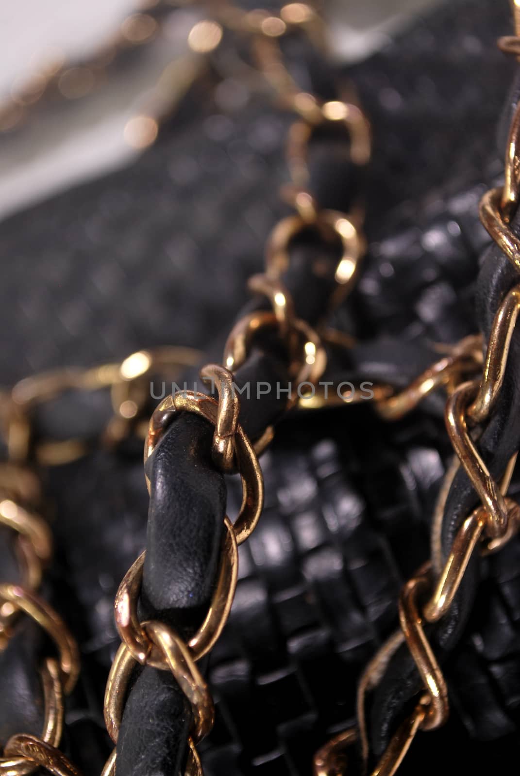 Hand bag chains. by thitimontoyai