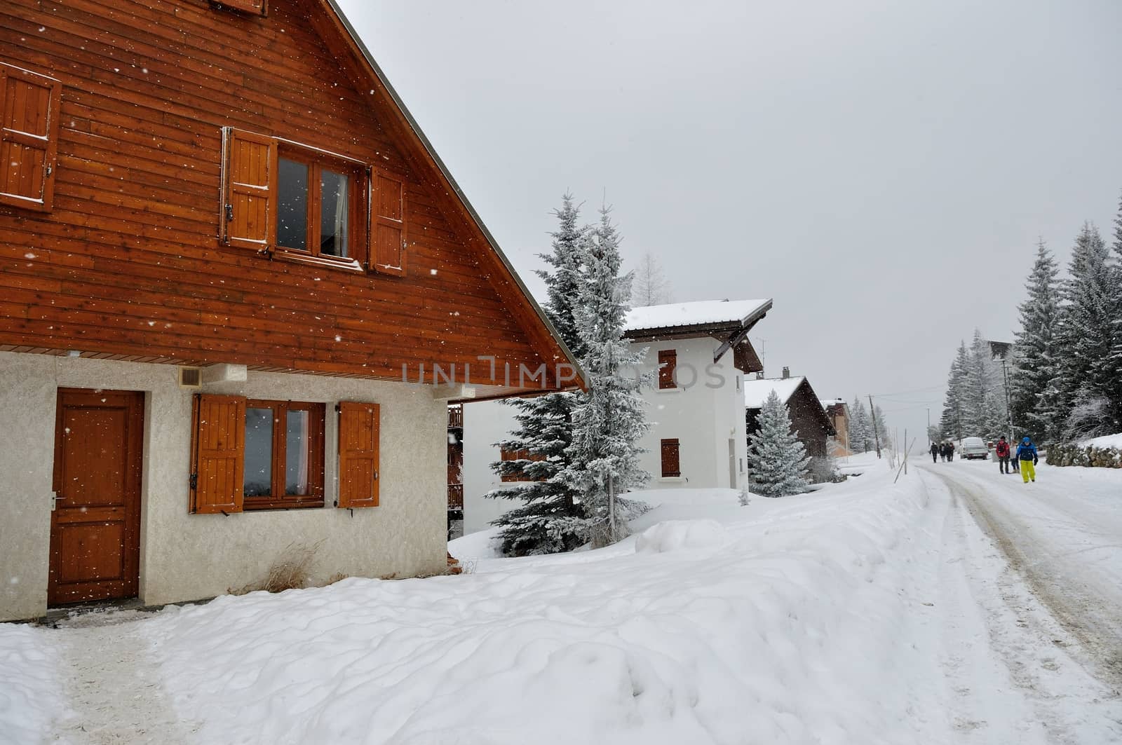 walk in the station of Montgenevre taken by the cold, the snow and the frost. France