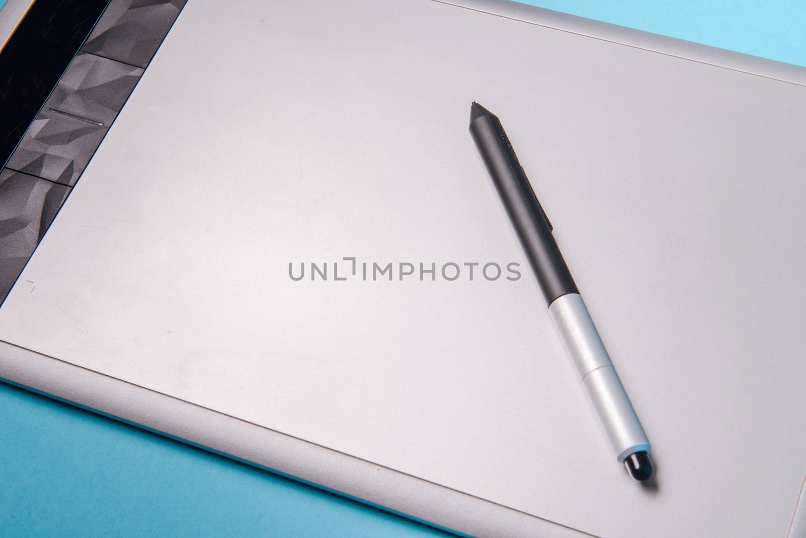 Graphic tablet with pen for illustrators and designers