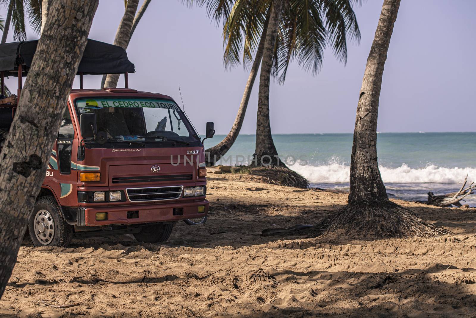 Minibus on the Caribbean beach by pippocarlot